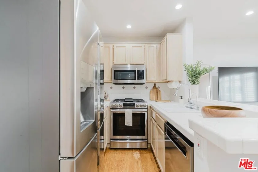 2721 2nd Street #210 photo 11