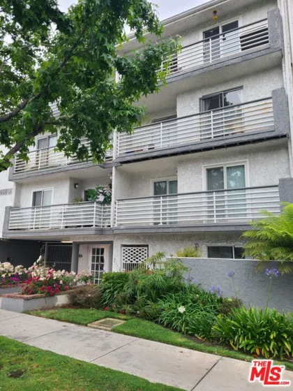 1515 S Beverly Drive #201 photo 2
