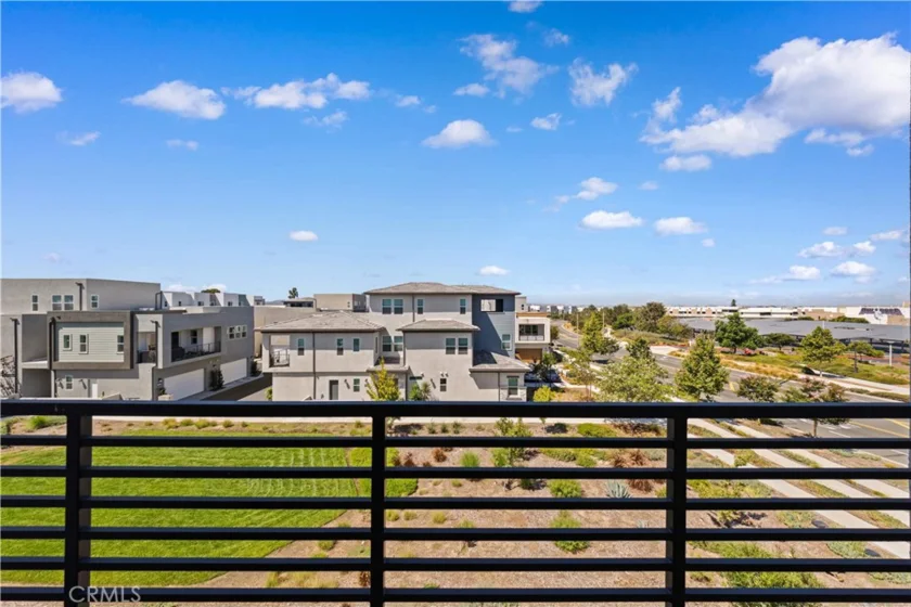275 Sash photo 19