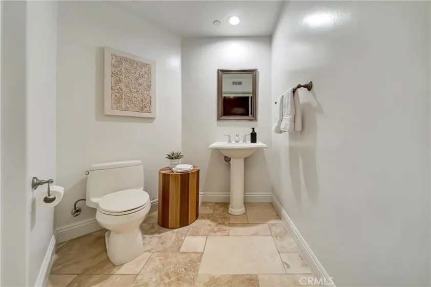 12044 Hoffman Street #303 photo 27