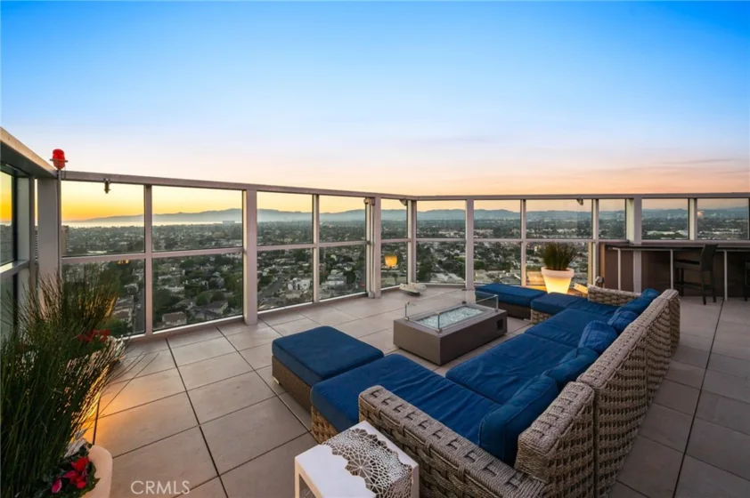 13700 Marina Pointe #611 photo 49