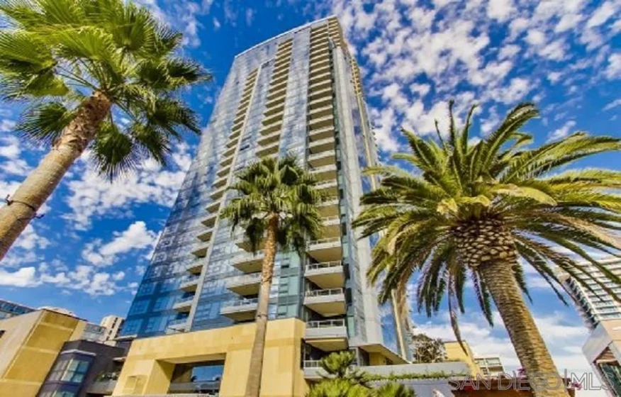 1325 Pacific Hwy #107 photo 1