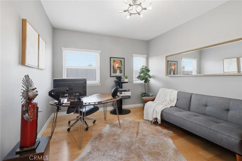14271 Dickens Street #201 photo 17