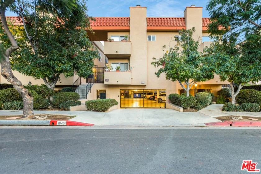 1040 N Gardner Street #9 photo 1