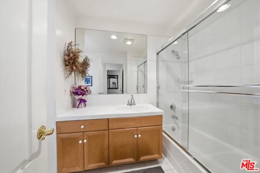 1043 11th Street #3 photo 43