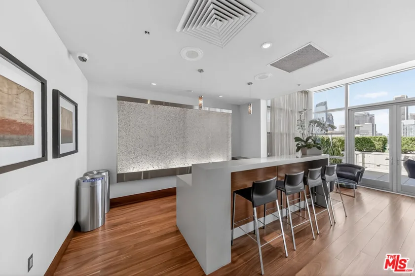 1155 S Grand Avenue #915 photo 14