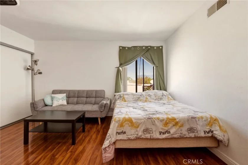 8933 Willis #15 photo 26