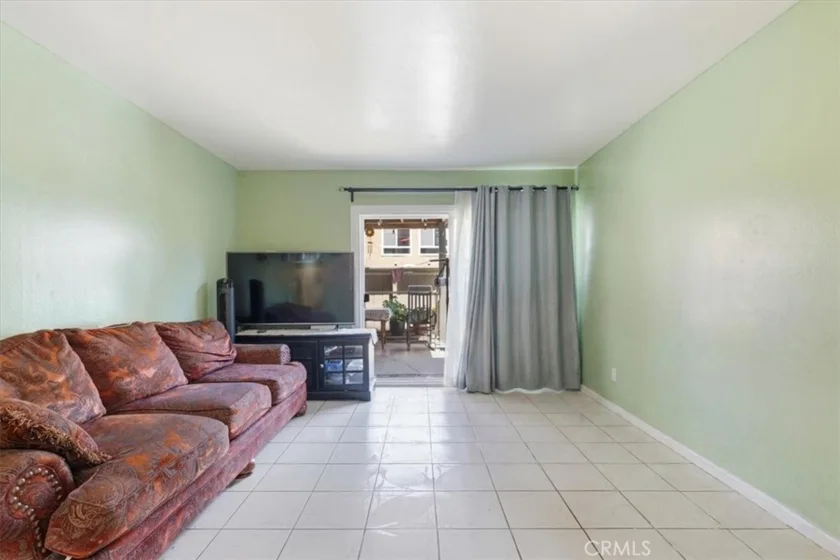 131 W Stevens #131 photo 3