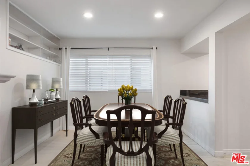 15325 Magnolia Boulevard #108 photo 6