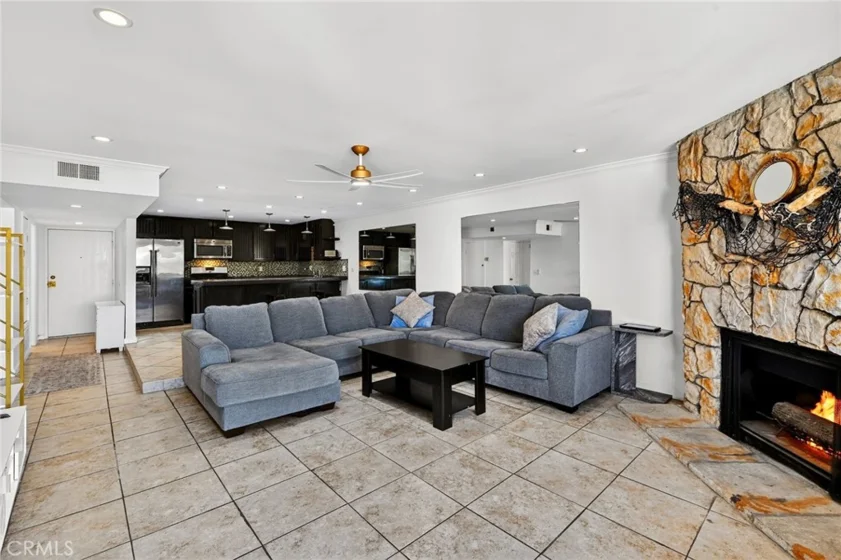 2501 S El Camino Real #204 photo 1