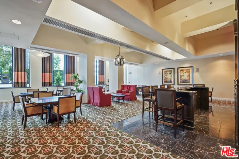 10724 Wilshire Boulevard #1501 photo 36