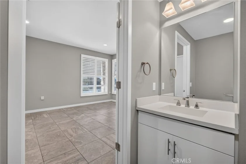 821 Brickyard photo 14