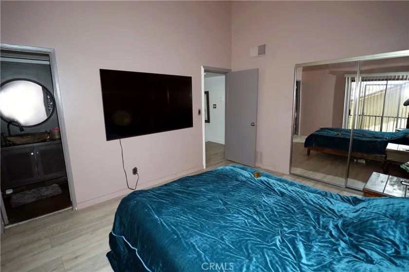 18954 Sherman Way #3 photo 20