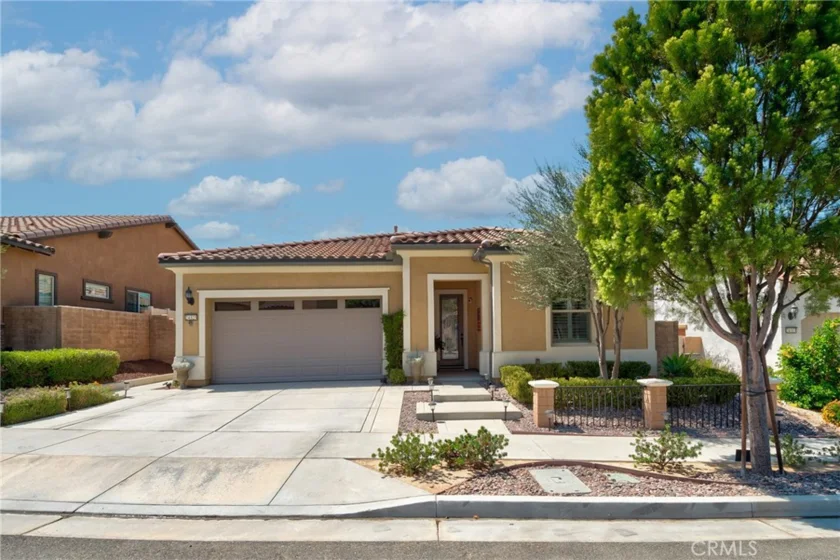 24325 Overlook photo 1
