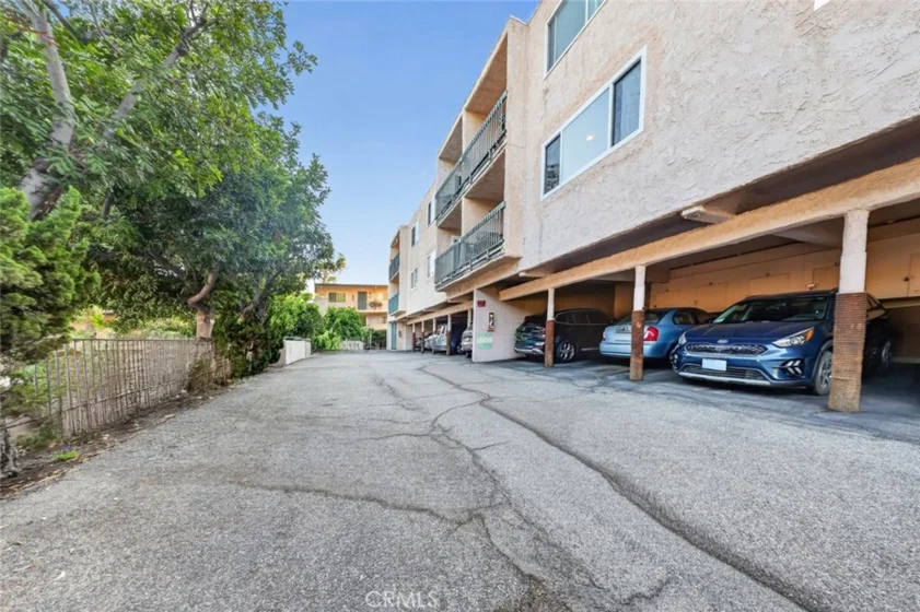 2940 N Verdugo Road #322 photo 16