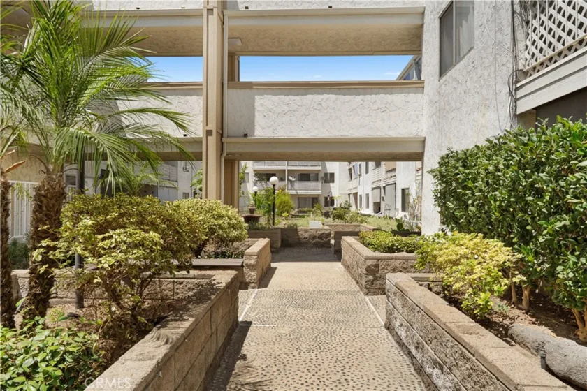 3565 Linden Avenue #141 photo 9