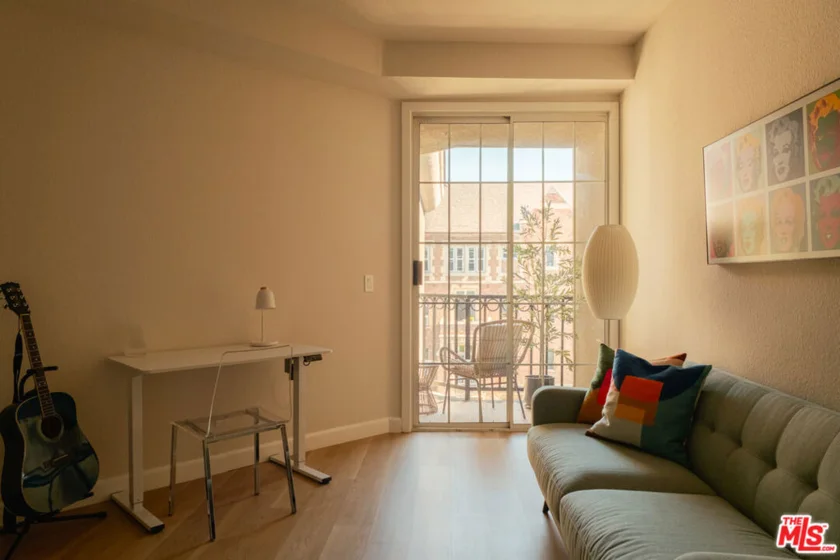 585 N Rossmore Avenue #508 photo 9