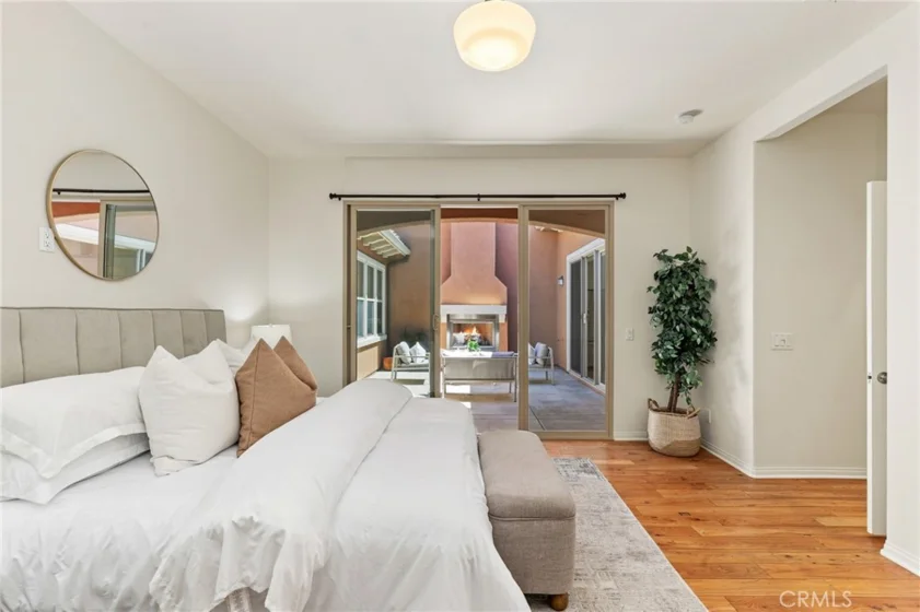31 Roycroft photo 19