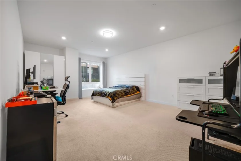 2202 Rivington photo 10