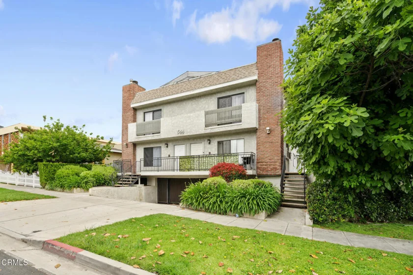 544 E Magnolia #D photo 3