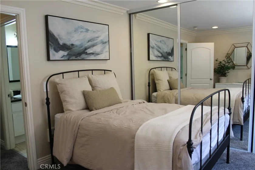 1720 Newport Avenue #5 photo 7