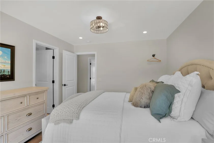 26465 Douglas Avenue photo 50