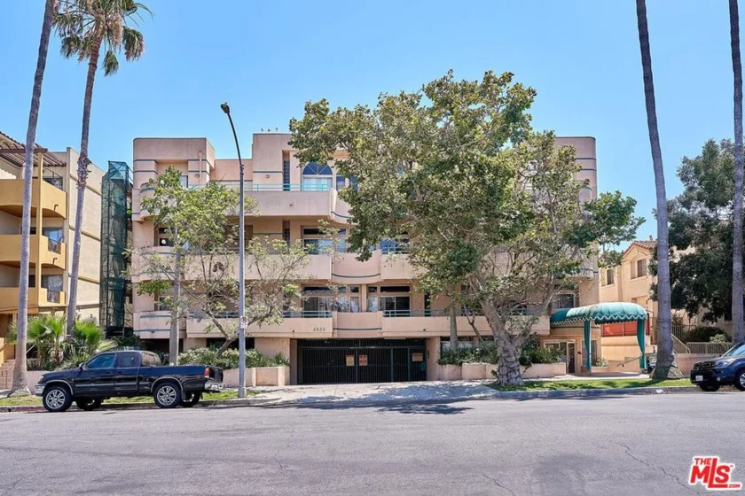 4830 Elmwood Avenue #201 photo 1