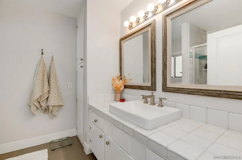 6711 Corintia photo 21