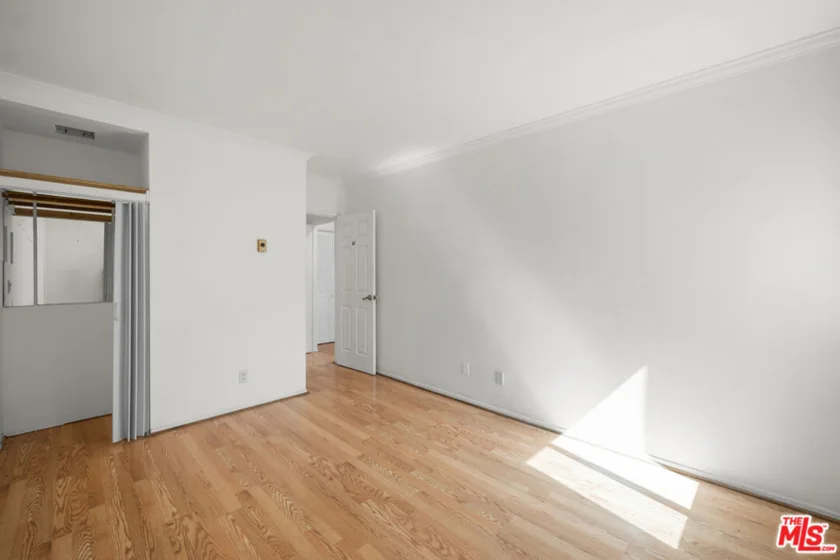1485 E Wilson Avenue #L photo 15