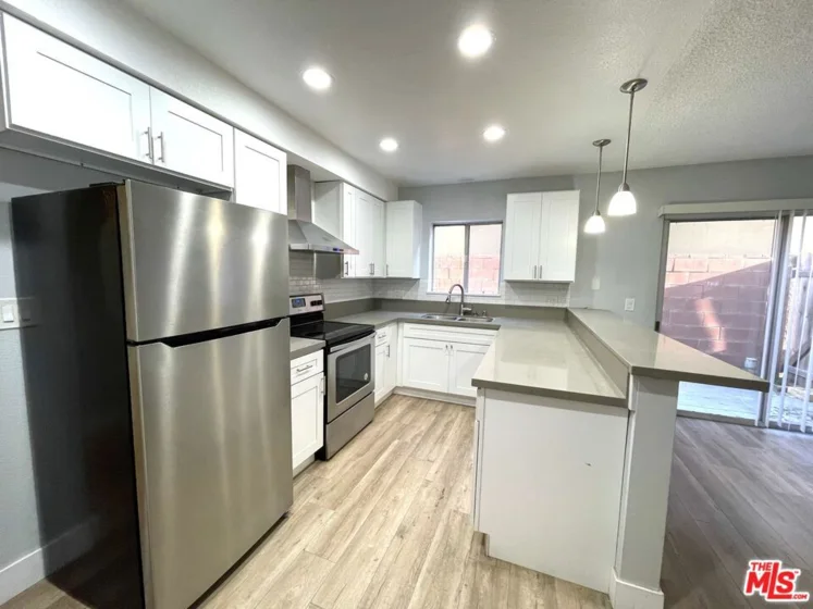 810 Edgewood Street #103 photo 1