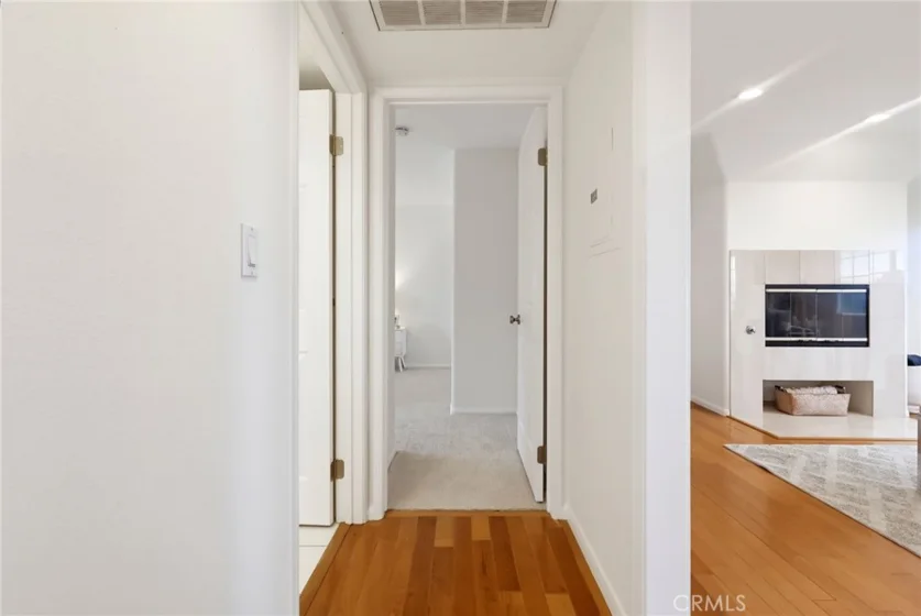 1073 W 9th Street #202 photo 22