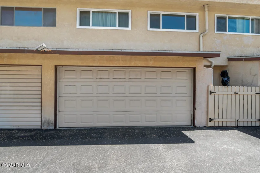 8021 Canby Avenue #3 photo 18