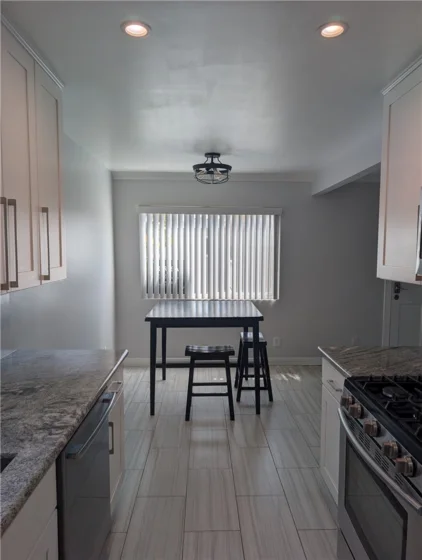 205 13th Street #D photo 15