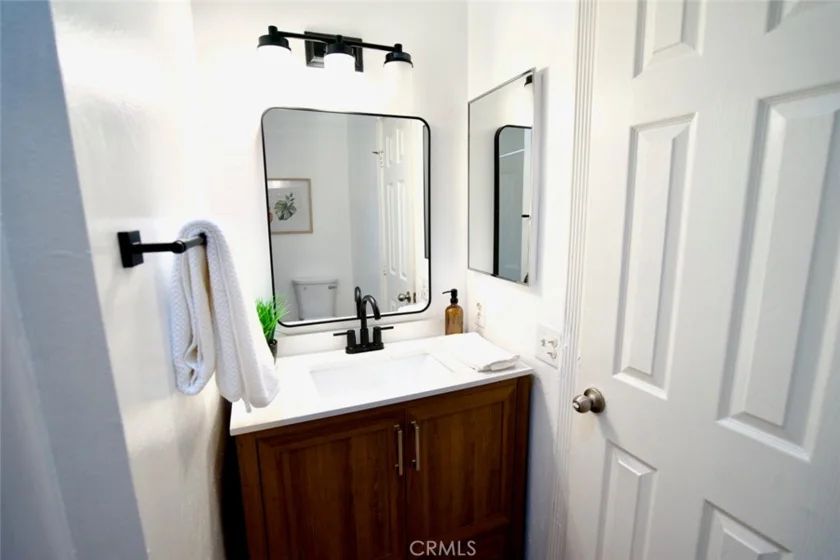5500 Ackerfield Avenue #104 photo 13