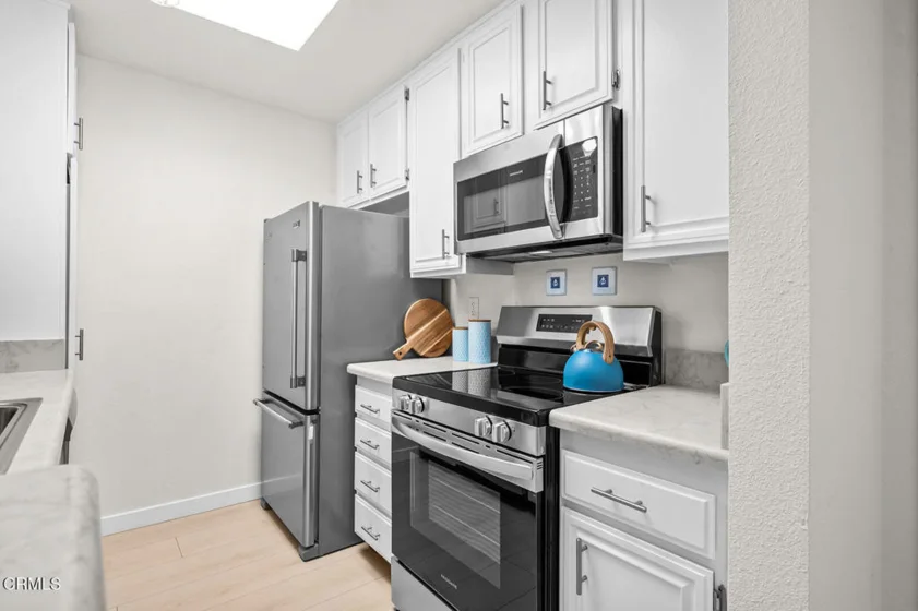 898 Temple Terrace #322 photo 3