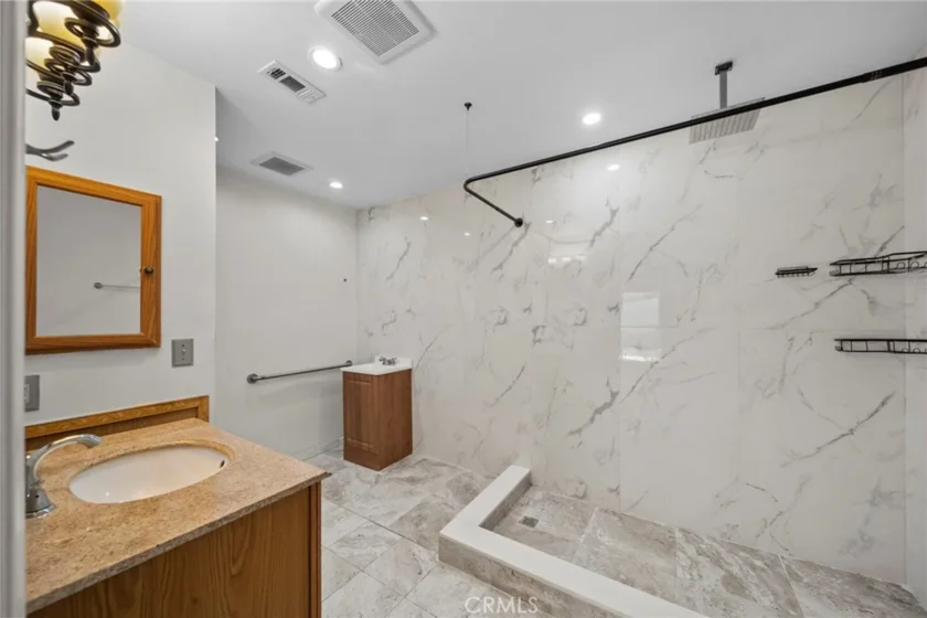 14071 Fenton Lane photo 10