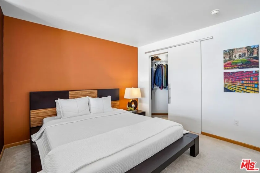 1100 Wilshire Boulevard #2105 photo 19