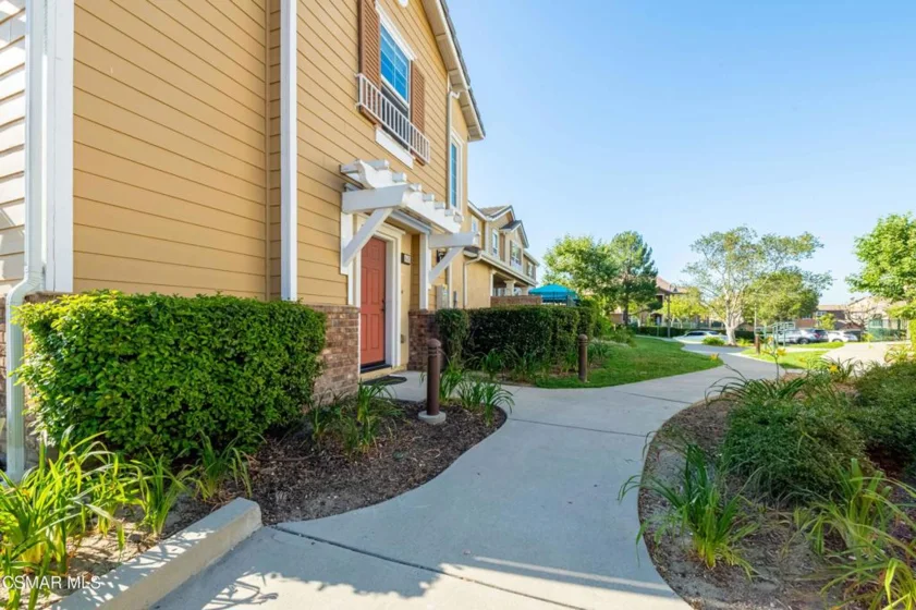16714 Nicklaus Drive #68 photo 3