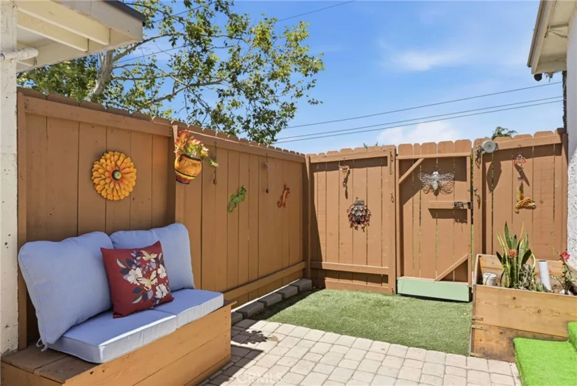 3672 Harbor View Way photo 25