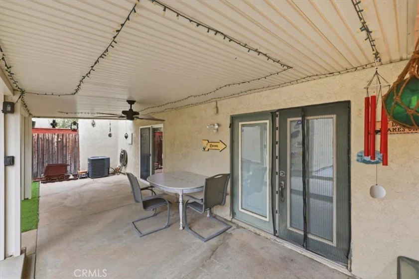 1304 Camelot Drive photo 34