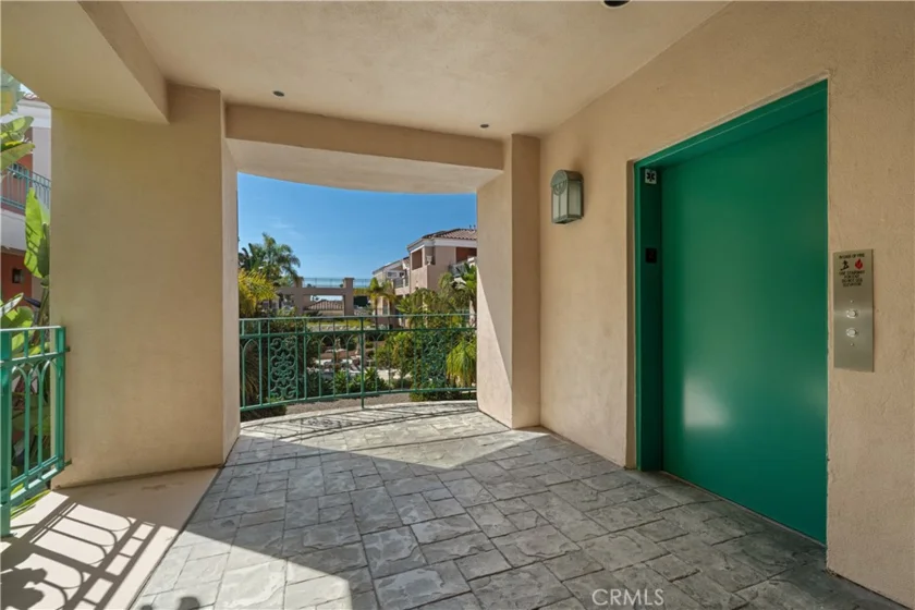 5142 Warner Avenue #209 photo 34