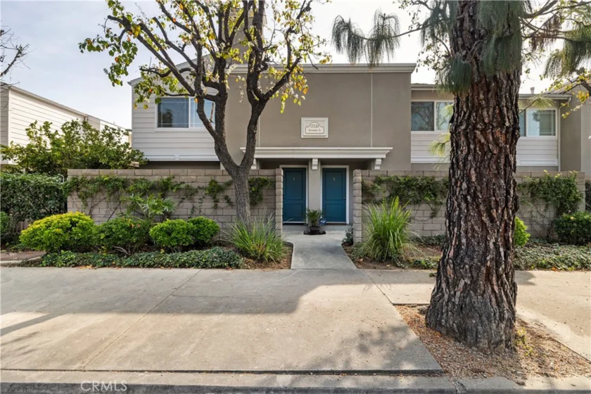 17720 Devonshire Street #1 photo 1