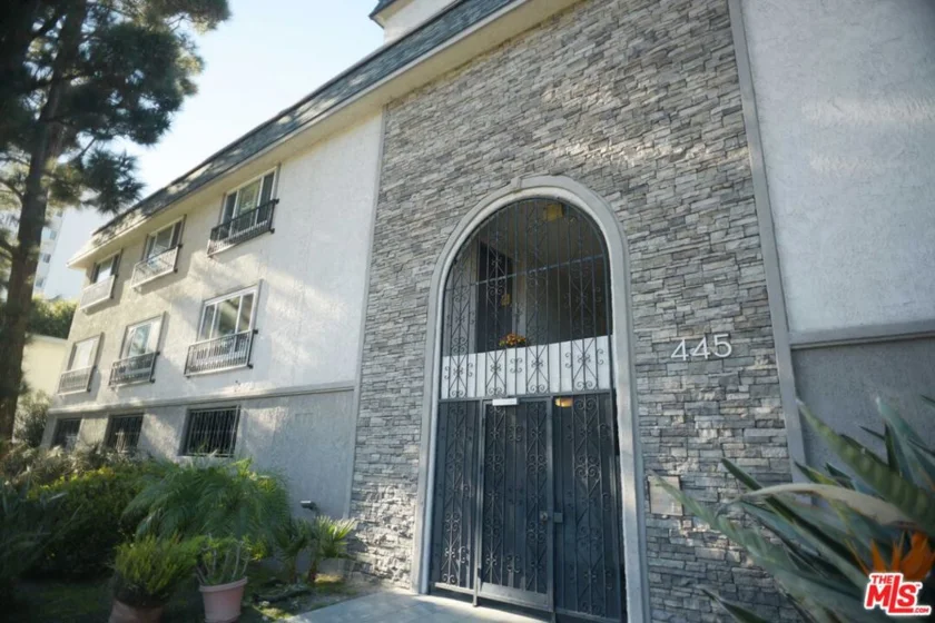 445 Washington Boulevard #12 photo 1