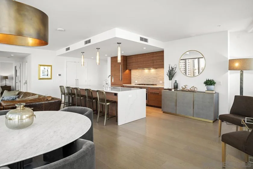 888 W E Street #1801 photo 18