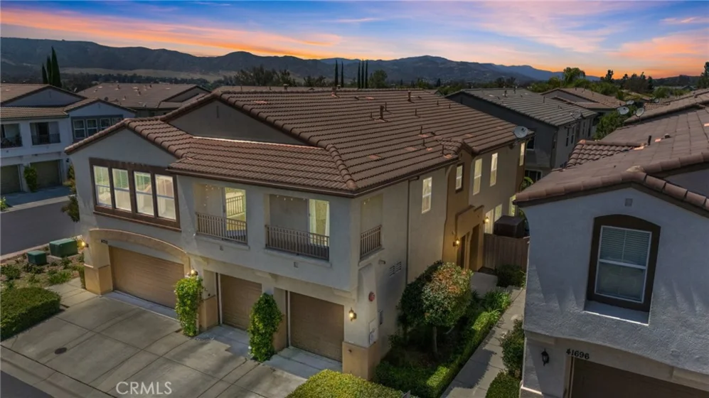 41710 Woodridge #2 photo 1