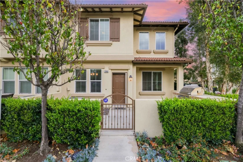 286 W Cork Tree Drive photo 1