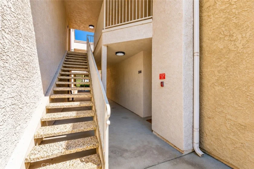 2325 Del Mar Way #108 photo 9