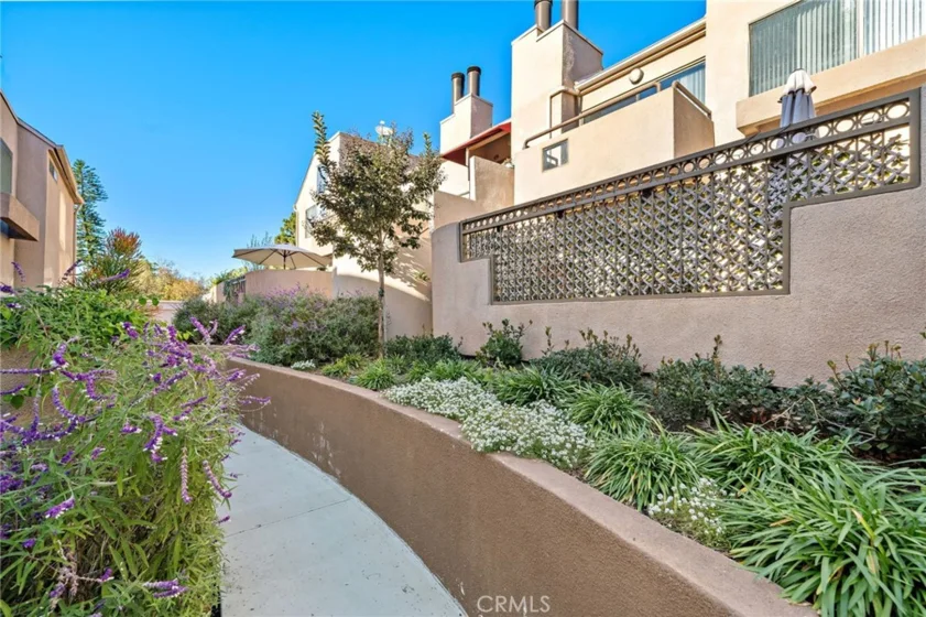 25761 Le Parc #82 photo 17