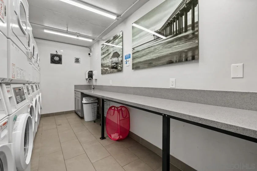 727 Sapphire Street #405 photo 30