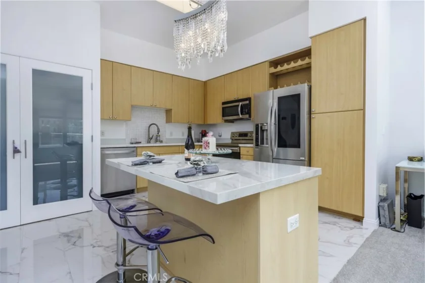 388 E Ocean Boulevard #107 photo 4